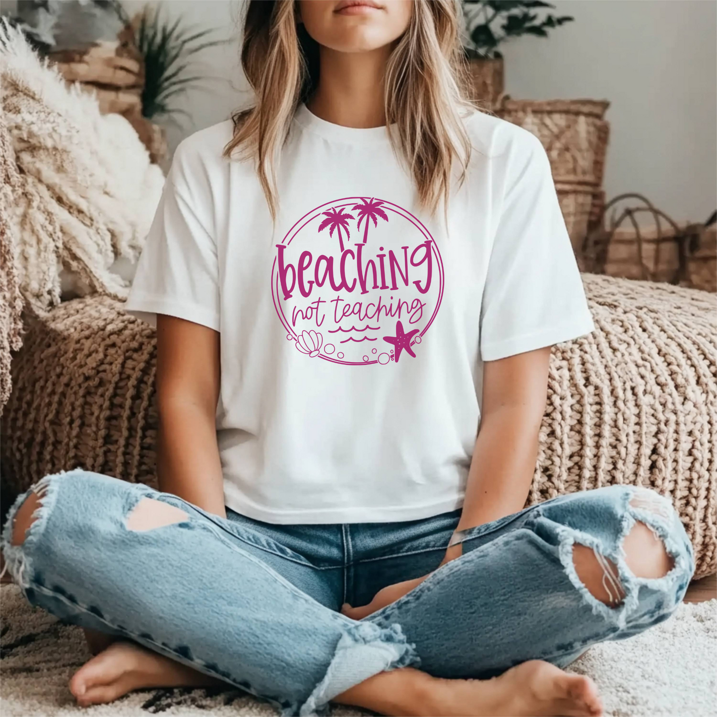 T-Shirt Beaching Not Teaching