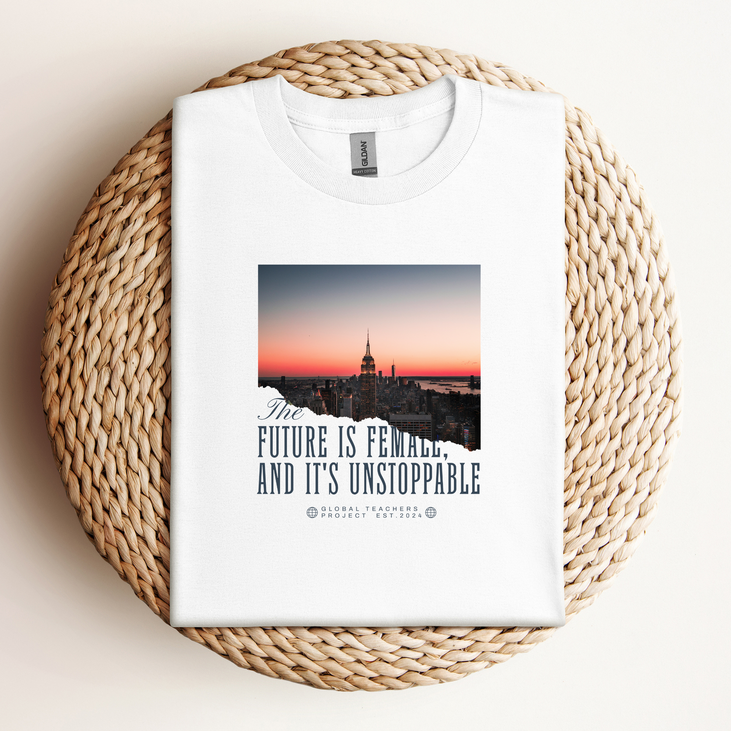 T-Shirt The Future Is Female